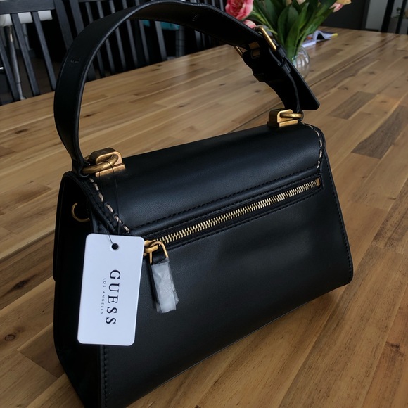Guess bag ‼️SOLD‼️ - Picture 2 of 7